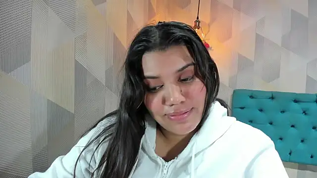 غرفة دردشة LindaBreeS المباشرة