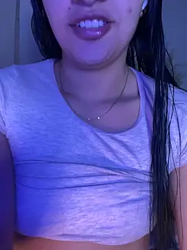 Hhannachiki Live chatroom