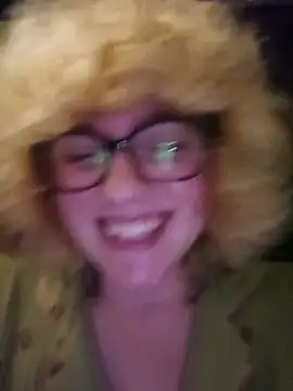 Sala de chat en directo de mcjbgfhgjhiiilllufjyf