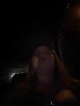 Sala de chat en directo de lunablossom_