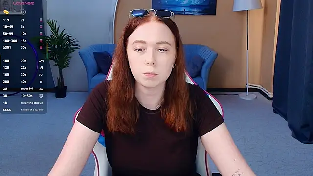 AddieOsler – live chatrum
