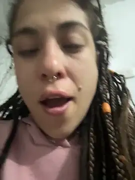 חדר צ'אט בשידור חי של Hellen_dumont