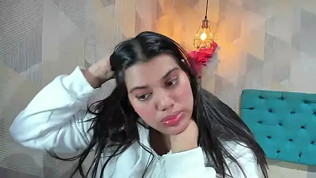 LindaBreeS Live chatroom