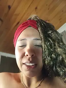Sala de chat ao vivo de Ivon_C
