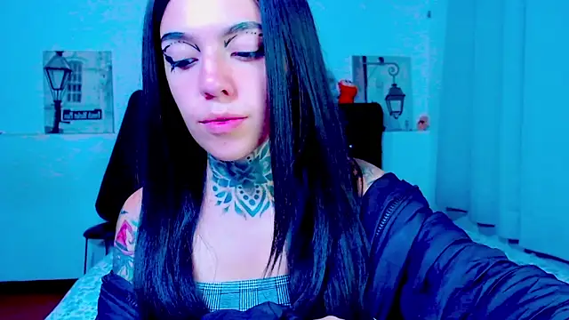 LannieGonzales Adlı Modelin Canlı Sohbet Odası