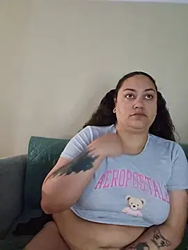 Sala de chat en directo de honeeyyy_pot