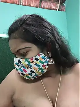 Ramya-hot-gueen – Naživo chatovacia miestnosť