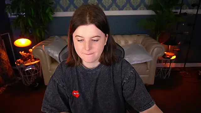 KristiFoxy – Naživo chatovacia miestnosť