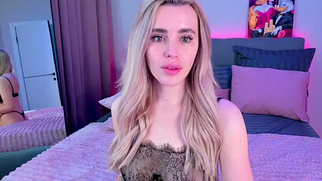 Rossy_X Adlı Modelin Canlı Sohbet Odası