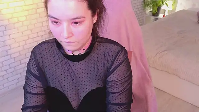 Phòng Chat Trực Tiếp MomoRins