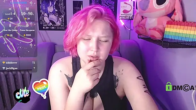 DolliRosees' Live Chat Room