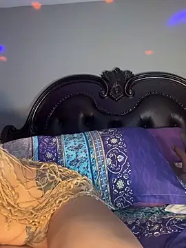 RenaThickAss Cameră chat live