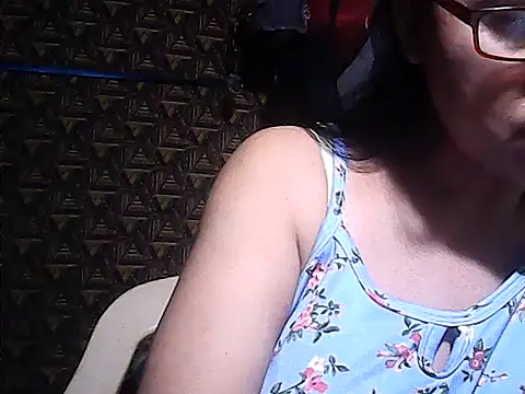 sweetsosie18 élő chatszobája