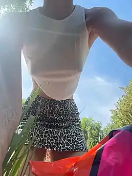 חדר צ'אט בשידור חי של AshleyMur