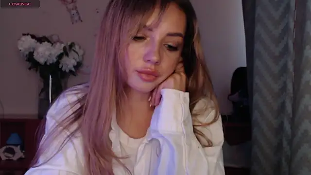 -Stephanie- чат на живо