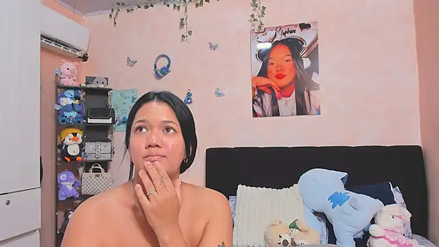 sara_mendez2's Live Chat Room