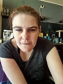 Chat ao vivo de GoldenWifee