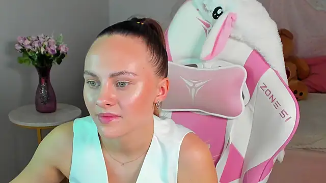 LumeriSoren's Live Chat Room
