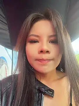 keke_00oo's Live Chat Room