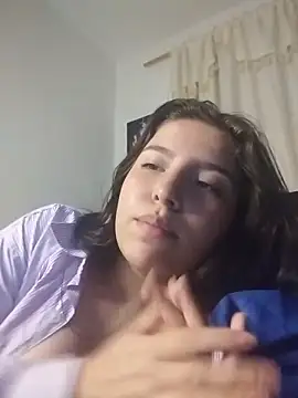 LinaColombianGirl чат на живо