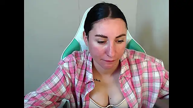 Cammil1a_horn Live Chatrum