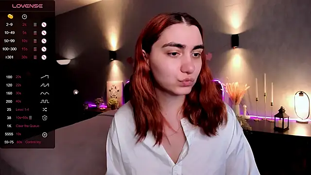 hannacheekss_ Adlı Modelin Canlı Sohbet Odası