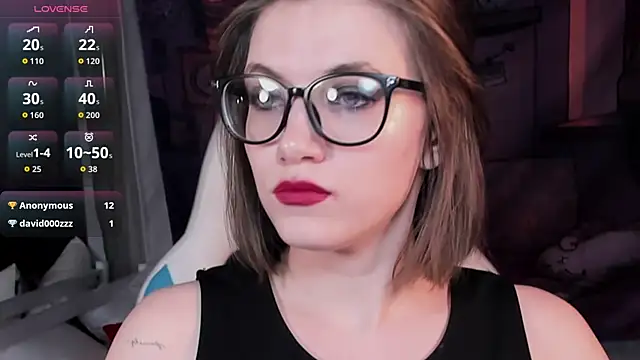 CathyAdams – Naživo chatovacia miestnosť