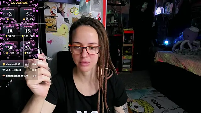 Chat soba uživo modela LisaFoxy_y