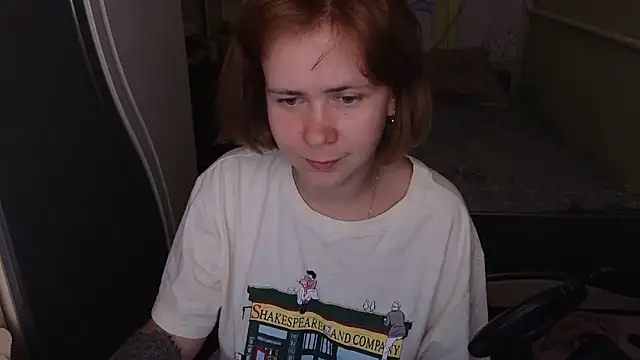 Živá chatovací místnost Riley_Roo
