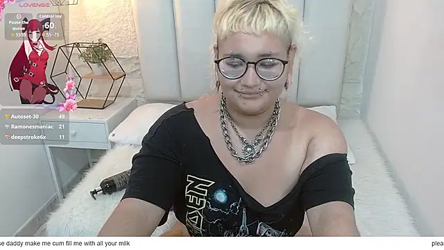 Echypyon_'s Live Chat Room