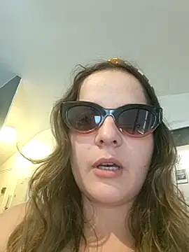 Minette_ Live Chatraum