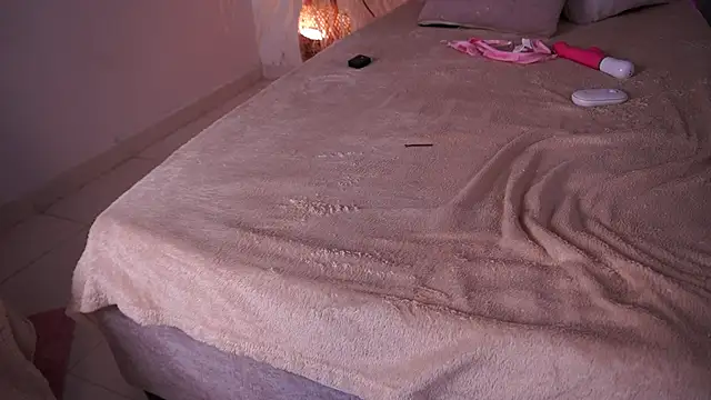 Alondrasparrow2 élő chatszobája
