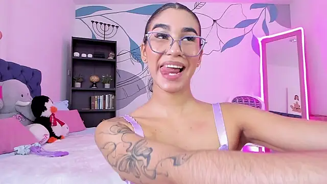 Sala de chat ao vivo de Dana_Paula