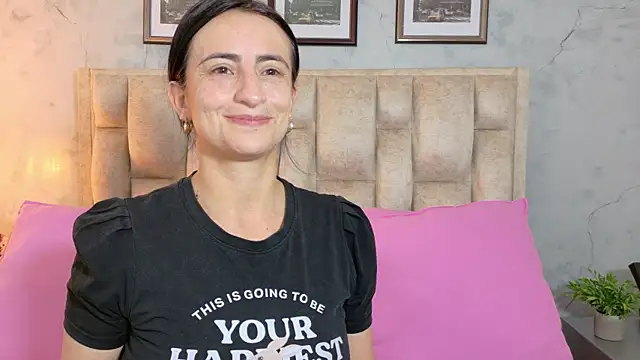 Megan_fenix: δωμάτιο απευθείας συνομιλίας