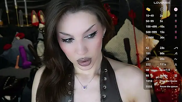 MistressDarsy 실시간 채팅방