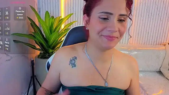 Sala de chat en directo de Natasha__tp