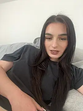 AdelinaAlia Ruang Obrolan Langsung