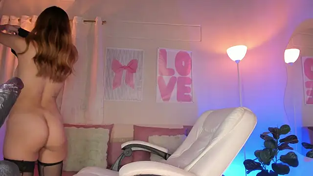 NaughtyAnggel Live Chatraum