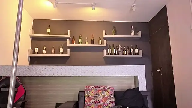 חדר צ'אט בשידור חי של davis_saint