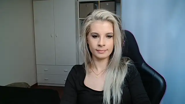 KristineGlow Live Chatraum