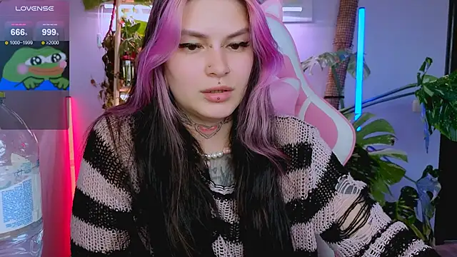 jelya_sg – Naživo chatovacia miestnosť