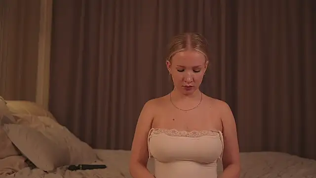 ms_evasweet Adlı Modelin Canlı Sohbet Odası