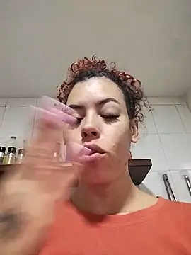 Pamelamiler__ 现场聊天室