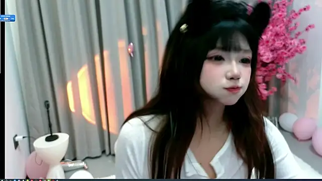 yan-0705's Live Chat Room
