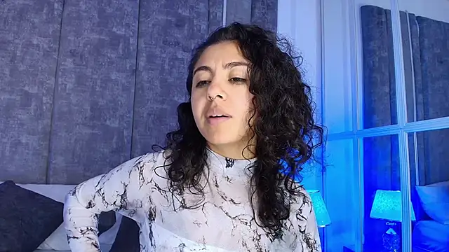 חדר צ'אט בשידור חי של Amareto_