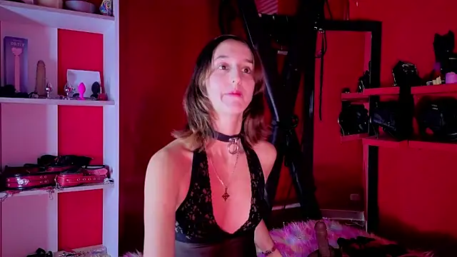 Chat soba uživo modela Ambar_Roux_