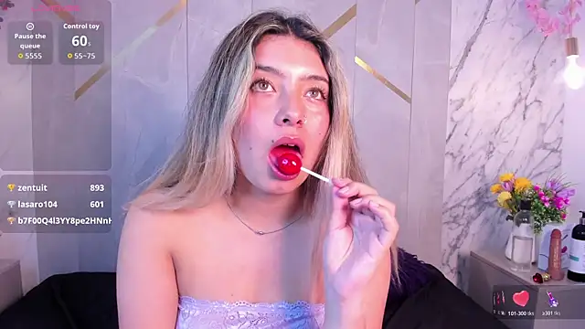 ChloeBelle_ Adlı Modelin Canlı Sohbet Odası