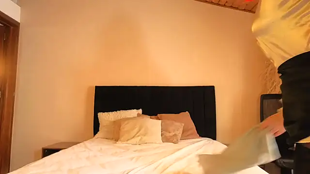 Sala de chat en directo de Agata-Moon
