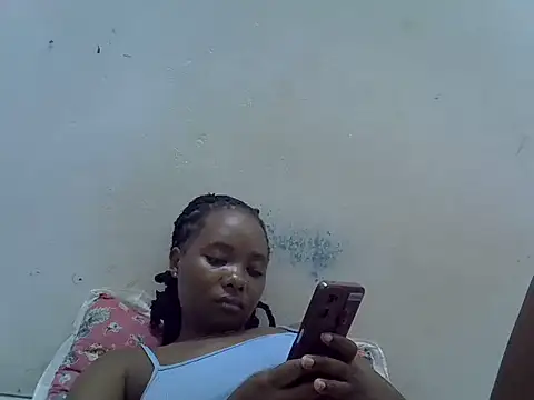 sweetbabe254's Live Chat Room
