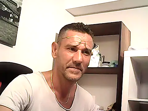 Chatroom en direct de mastercharisma35